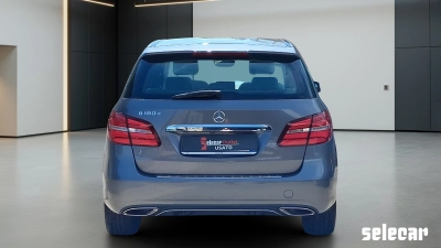 Mercedes-Benz Classe - SE-U79554 