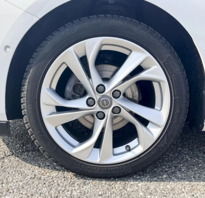 Opel Astra - SE-U77274 