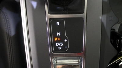 Audi A6 - AU-U78515 