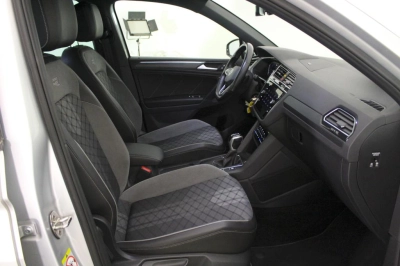 Volkswagen Tiguan - AU-U76328 