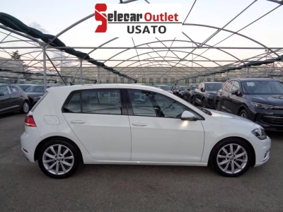 Volkswagen Golf - SE-U77577 