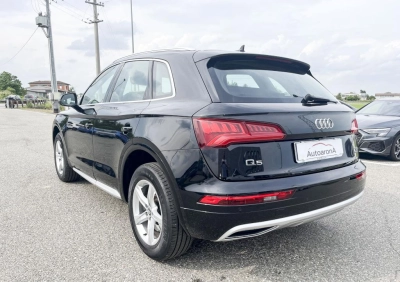 Audi Q5 - AU-U73787 