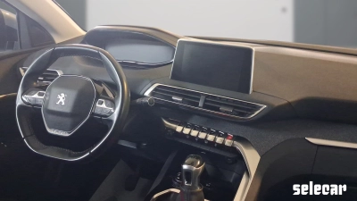 Peugeot 3008 - SE-U79774 