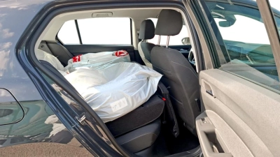 Volkswagen Golf - SE-U79176 