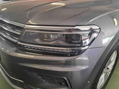 Volkswagen Tiguan - SE-U42156 