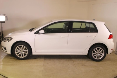 Volkswagen Golf - AU-U76310 