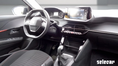 Peugeot 208 - SE-U78246 