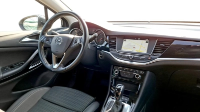 Opel Astra - SE-U78826 