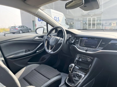 Opel Astra - SE-U77274 