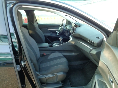 Peugeot 3008 - SE-U75017 