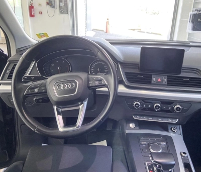 Audi Q5 - AU-U73787 