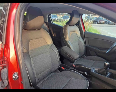 Renault Clio - SE-U77239 