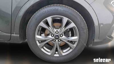 Ford Kuga - SE-U74699 