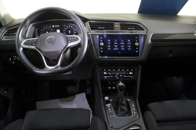 Volkswagen Tiguan - AU-U77598 