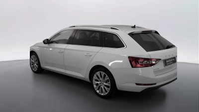 Skoda Superb - AU-U74777 