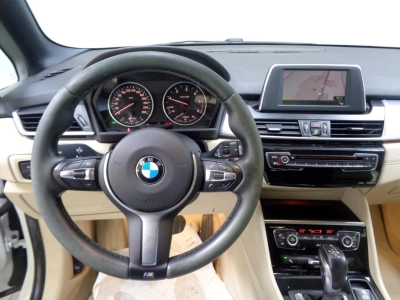 BMW Serie - SE-U77922 