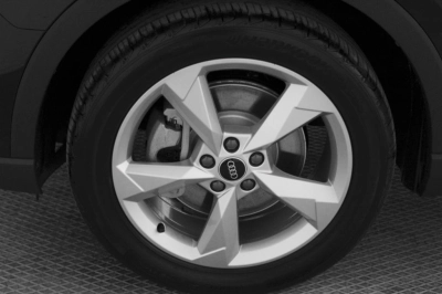 Audi Q3 - AU-N180651 