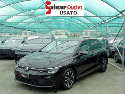 Volkswagen Golf - SE-U76827 