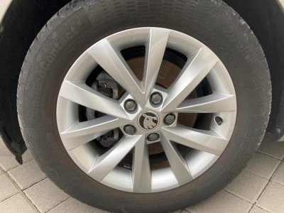 Skoda Octavia - AU-U72210 