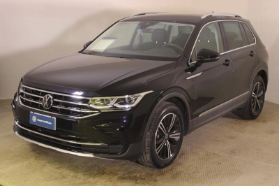 Volkswagen Tiguan - AU-U77598 