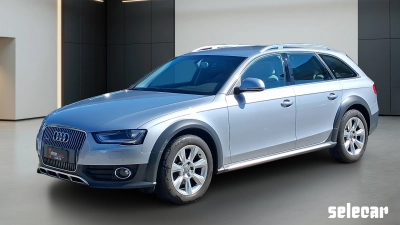 Audi A4 - SE-U79550 