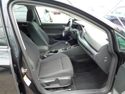 Volkswagen Golf - SE-U76827 