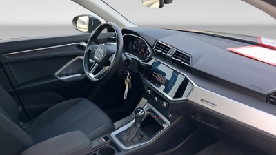 Audi Q3 - AU-U78571 