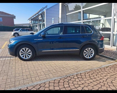 Volkswagen Tiguan - SE-U76048 