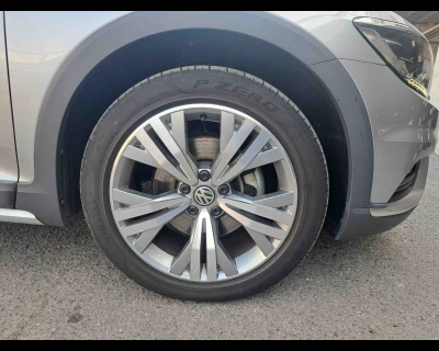 Volkswagen Passat - SE-U76980 