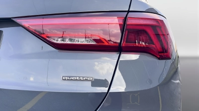 Audi Q3 - AU-U77390 