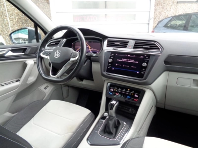 Volkswagen Tiguan - SE-U76582 