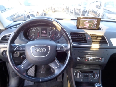 Audi Q3 - SE-U76460 