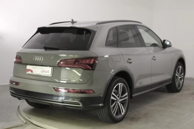 Audi Q5 - SE-U76627 