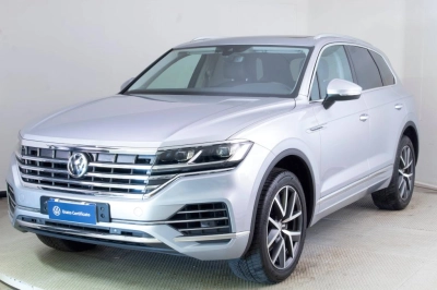Volkswagen Touareg - AU-U73301 