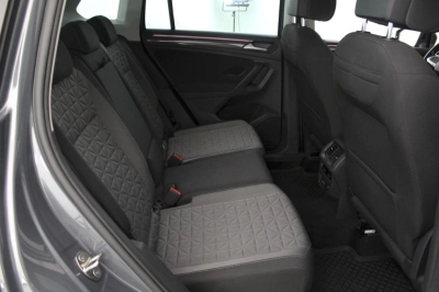 Volkswagen Tiguan - AU-U73311 
