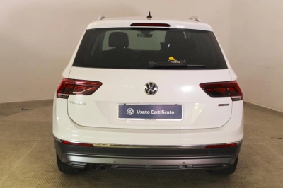 Volkswagen Tiguan - AU-U72330 
