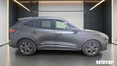 Ford Kuga - SE-U74699 
