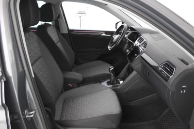 Volkswagen Tiguan - AU-U73311 