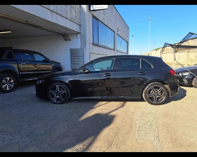 Mercedes-Benz Classe - SE-U76095 