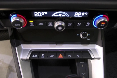 Audi Q3 Sportback - AU-U77604 