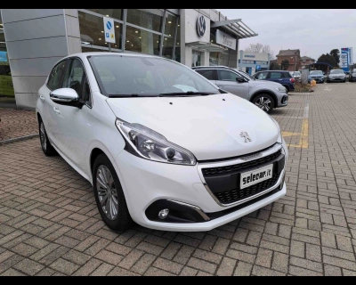 Peugeot 208 - SE-U75929 
