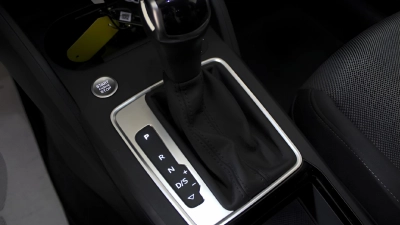 Audi Q2 - AU-U79252 