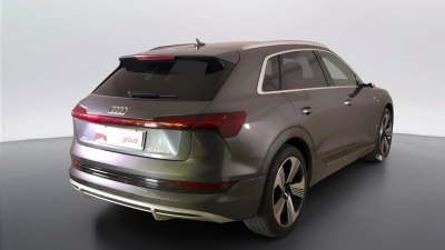 Audi e-tron - AU-U79034 