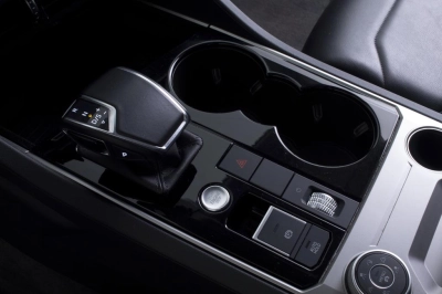 Volkswagen Touareg - AU-U73301 