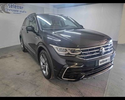 Volkswagen Tiguan - SE-U78505 