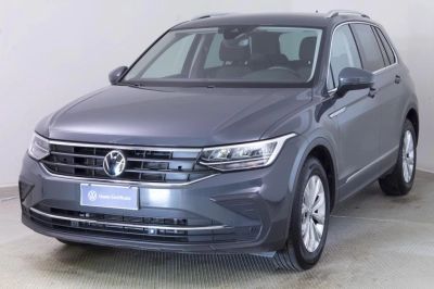 Volkswagen Tiguan - AU-U73663 