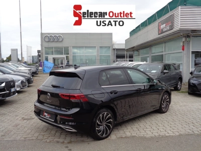 Volkswagen Golf - SE-U74719 