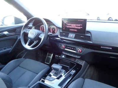Audi Q5 - SE-U77615 