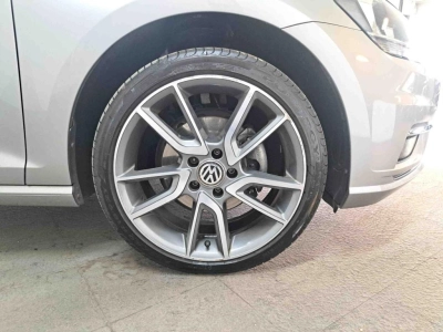 Volkswagen Golf - SE-U79200 