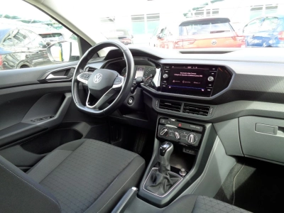 Volkswagen T-Cross - SE-U76000 